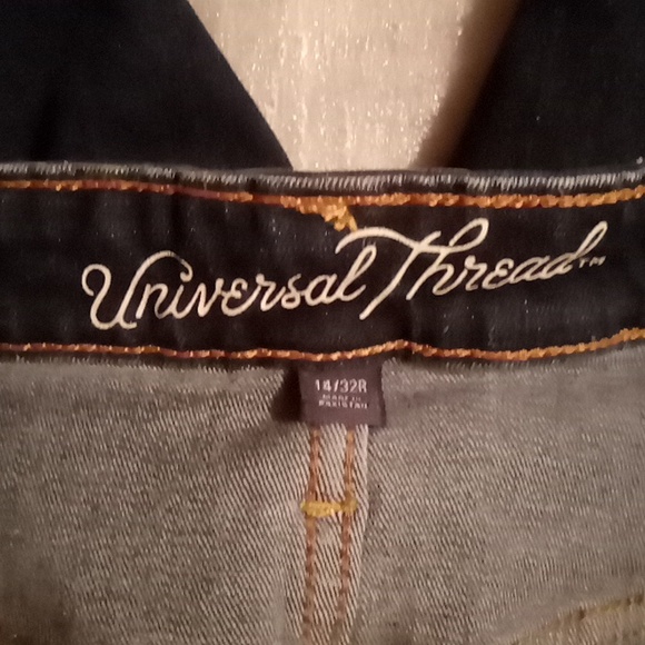 Universal Thread Jeans - Picture 7 of 9